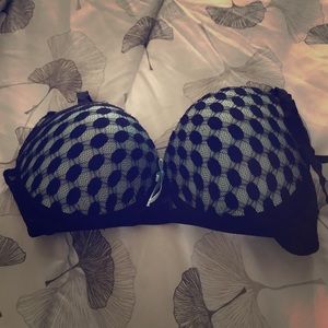 3/$20.00❤️ La vie en rose bra 34c